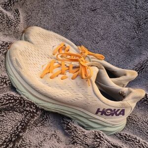 Hoka Clifton 8 Running Shoes Women’s Size 9.5 White